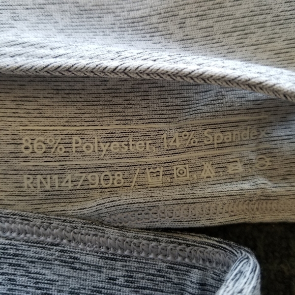 Outdoor Voices | Splash Back Sports Bra - Picture 4 of 7